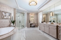 07-14270-Royal-Harbour-Ct-921-large-012-029-Master-Bath-1500x1000-72dpi